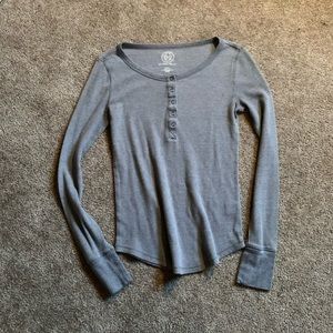 Grey top (D143)